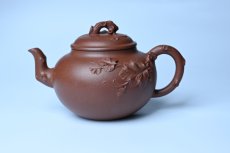 紫砂壶图片：美壶特惠 精品多子多福紫砂壶 帖叶生动细腻 送礼佳品 - 全手工紫砂壶网