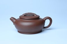 紫砂壶图片：美壶特惠 特好老紫泥小美壶 茶人醉爱 - 全手工紫砂壶网