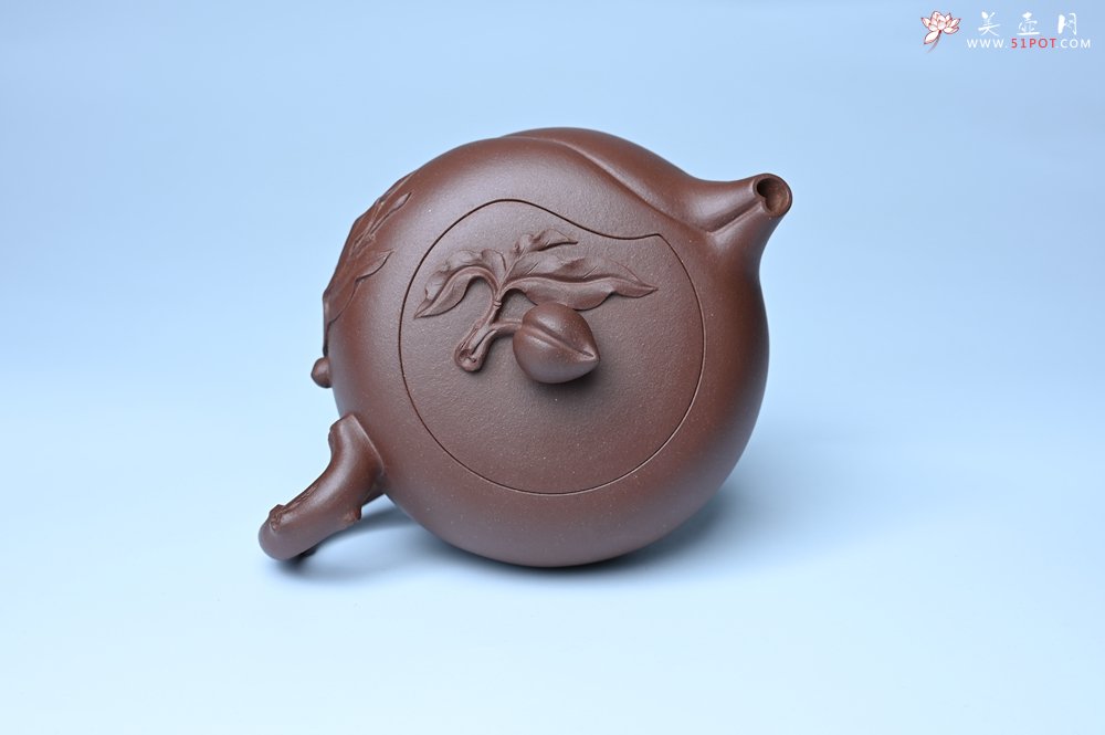 紫砂壶图片：美壶特惠 1993年国工杨军保精致特好紫泥蟠桃壶 - 全手工紫砂壶网