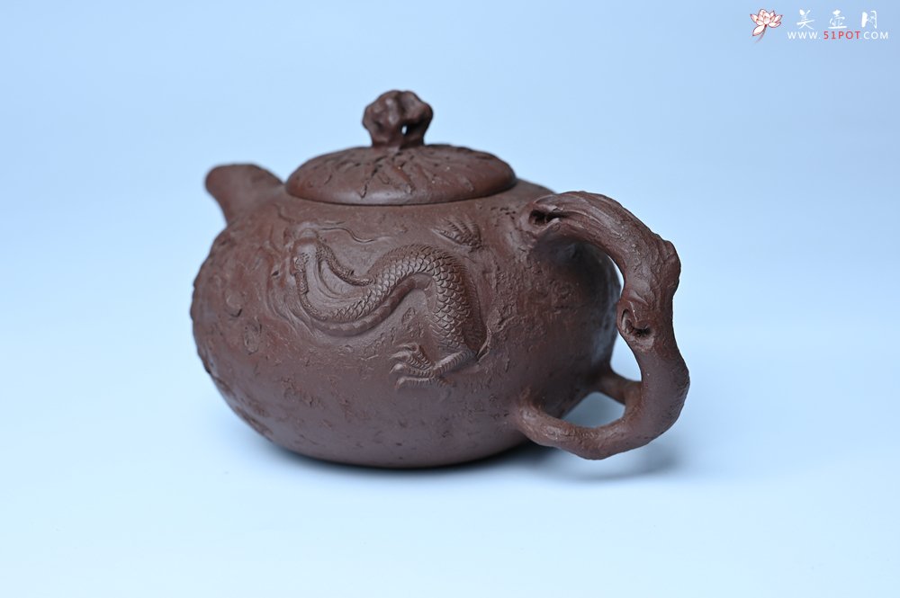 紫砂壶图片：潜力股赵老师实力演绎全手工龙供春壶 肌理细腻逼真 - 全手工紫砂壶网