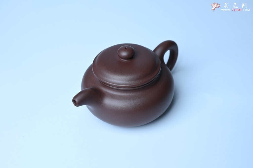 紫砂壶图片：潜力股周小培 特好老底槽青全手工仿古壶 茶人醉爱 - 全手工紫砂壶网
