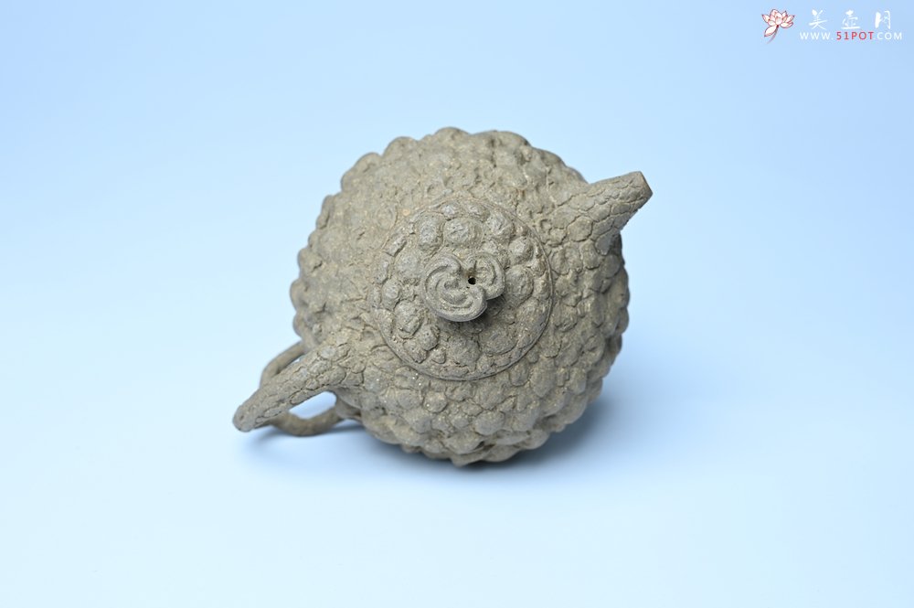 紫砂壶图片：美壶特惠 全手工老青段供春壶 肌理有老树瘿的感觉 灰常赞 - 全手工紫砂壶网