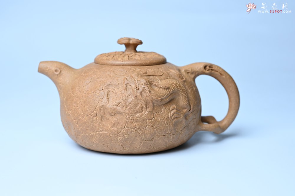 紫砂壶图片：潜力股赵老师实力演绎全手工老黄段泥灵芝游龙供春壶 游龙传福 不失为一把好壶 - 全手工紫砂壶网