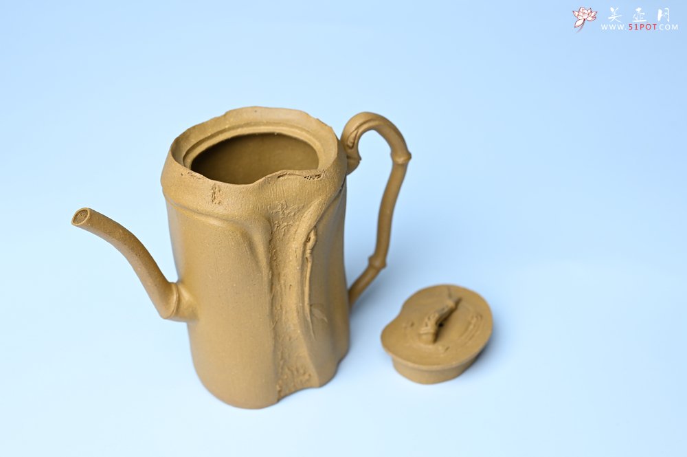 紫砂壶图片：美壶特惠 黄金段泥全手工君竹壶 茶人醉爱 - 全手工紫砂壶网