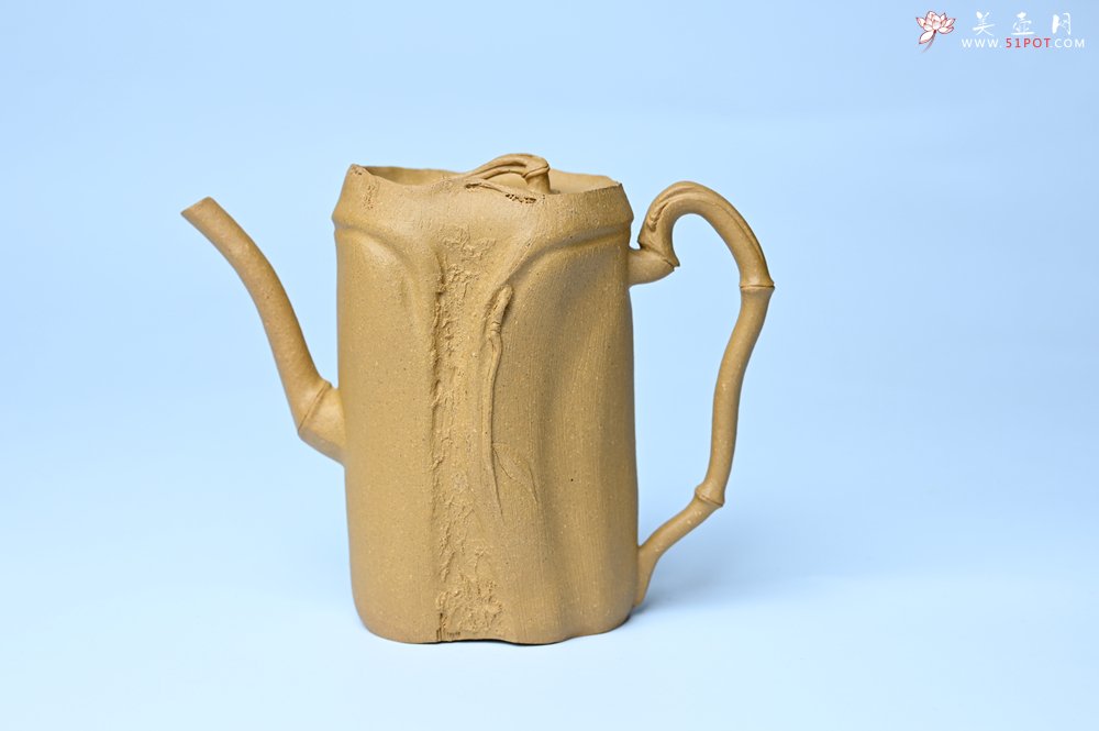 紫砂壶图片：美壶特惠 黄金段泥全手工君竹壶 茶人醉爱 - 全手工紫砂壶网