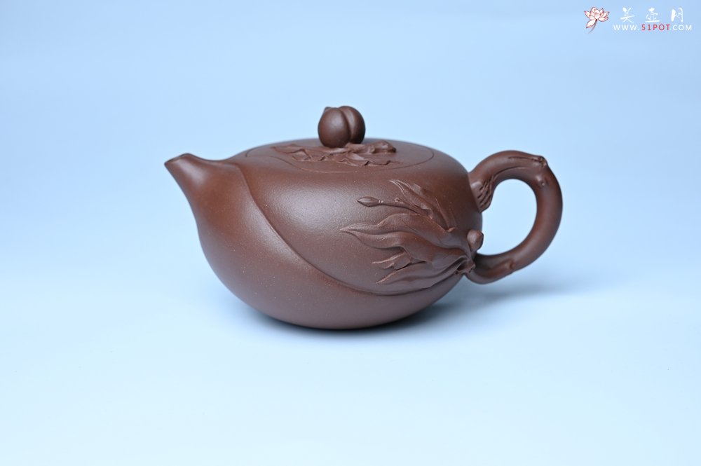 紫砂壶图片：美壶特惠 1993年国工杨军保精致特好紫泥蟠桃壶 - 全手工紫砂壶网