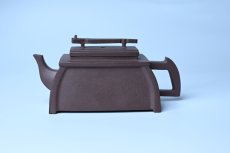 紫砂壶图片：美壶特惠 精致紫泥琴壶 难度大 茶人醉爱 - 全手工紫砂壶网