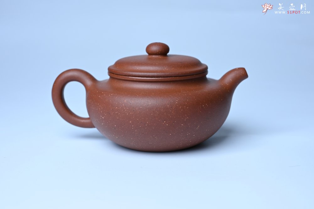 紫砂壶图片：美壶特惠 精致特好共生紫砂矿扁古壶 矿物质丰富 茶人醉爱 - 全手工紫砂壶网