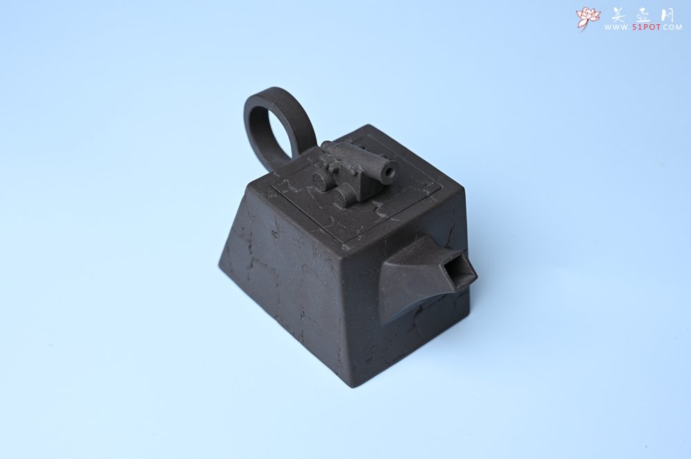 紫砂壶图片：美壶特惠 优质紫泥还原烧威震四方壶 - 全手工紫砂壶网