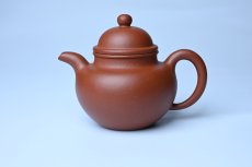 紫砂壶图片：美壶特惠 特好降坡泥寿珍掇球壶 茶人最爱 - 全手工紫砂壶网